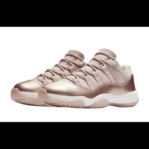 Jordan 11 Retro Low Rose Gold